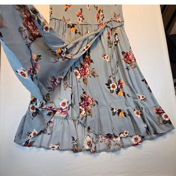 Xhilaration Blue Floral Smocked Off Shoulder Ruffle Hem Midi Dress Medium - Picture 3 of 11